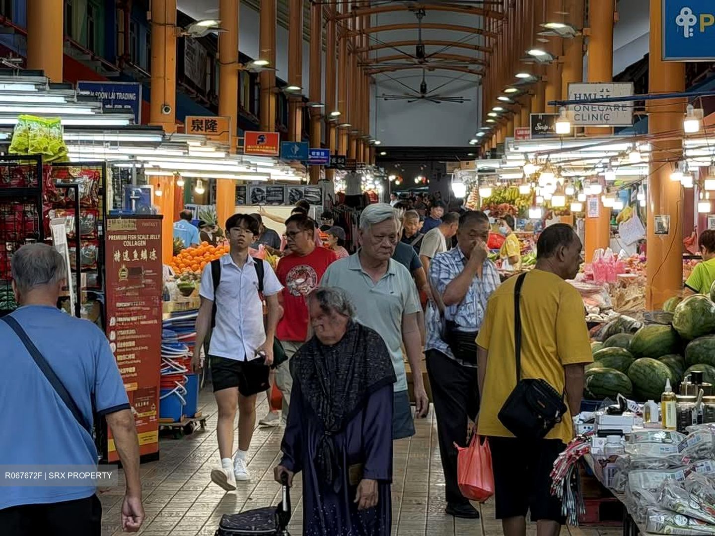 Bangkit Road (D23), Retail #592348531